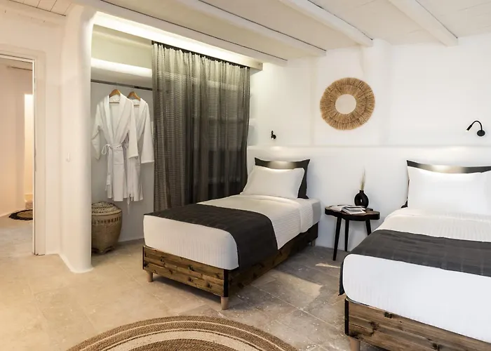 White Stone Mykonos מלון